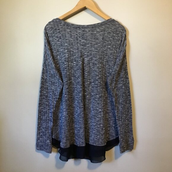 Canadian Made Navy and White Heathered Ribbed Bilayer Box Pleat Shirt - Picture 2 of 16